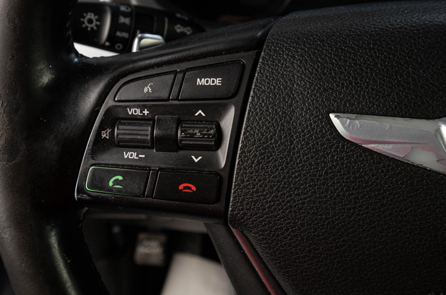 Hyundai Genesis 11 из 25