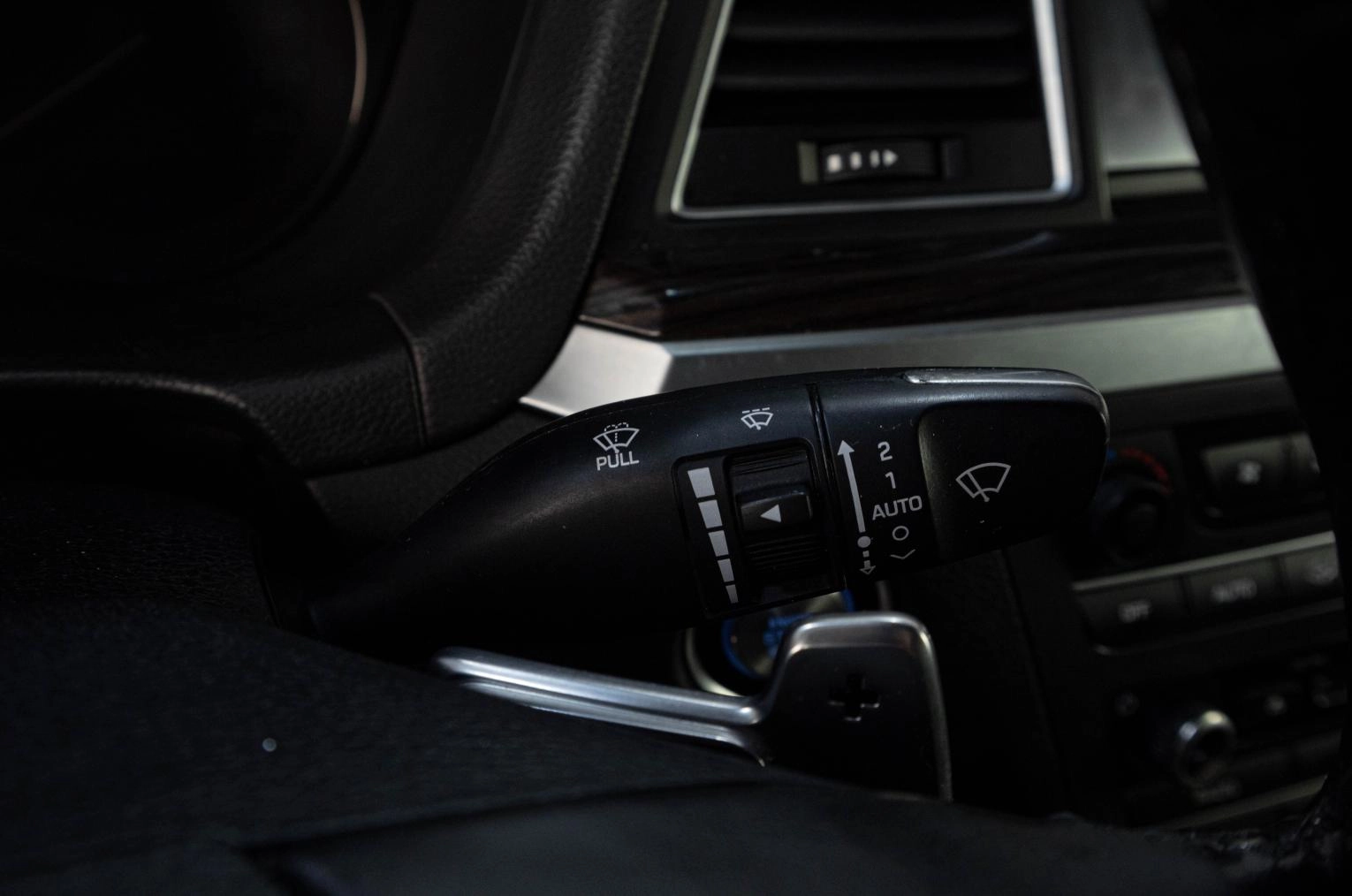 Hyundai Genesis 14 из 25