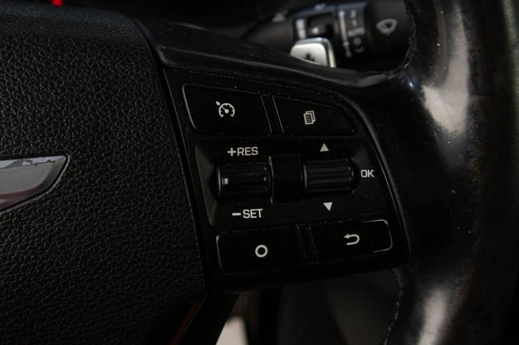 Hyundai Genesis 13 из 25