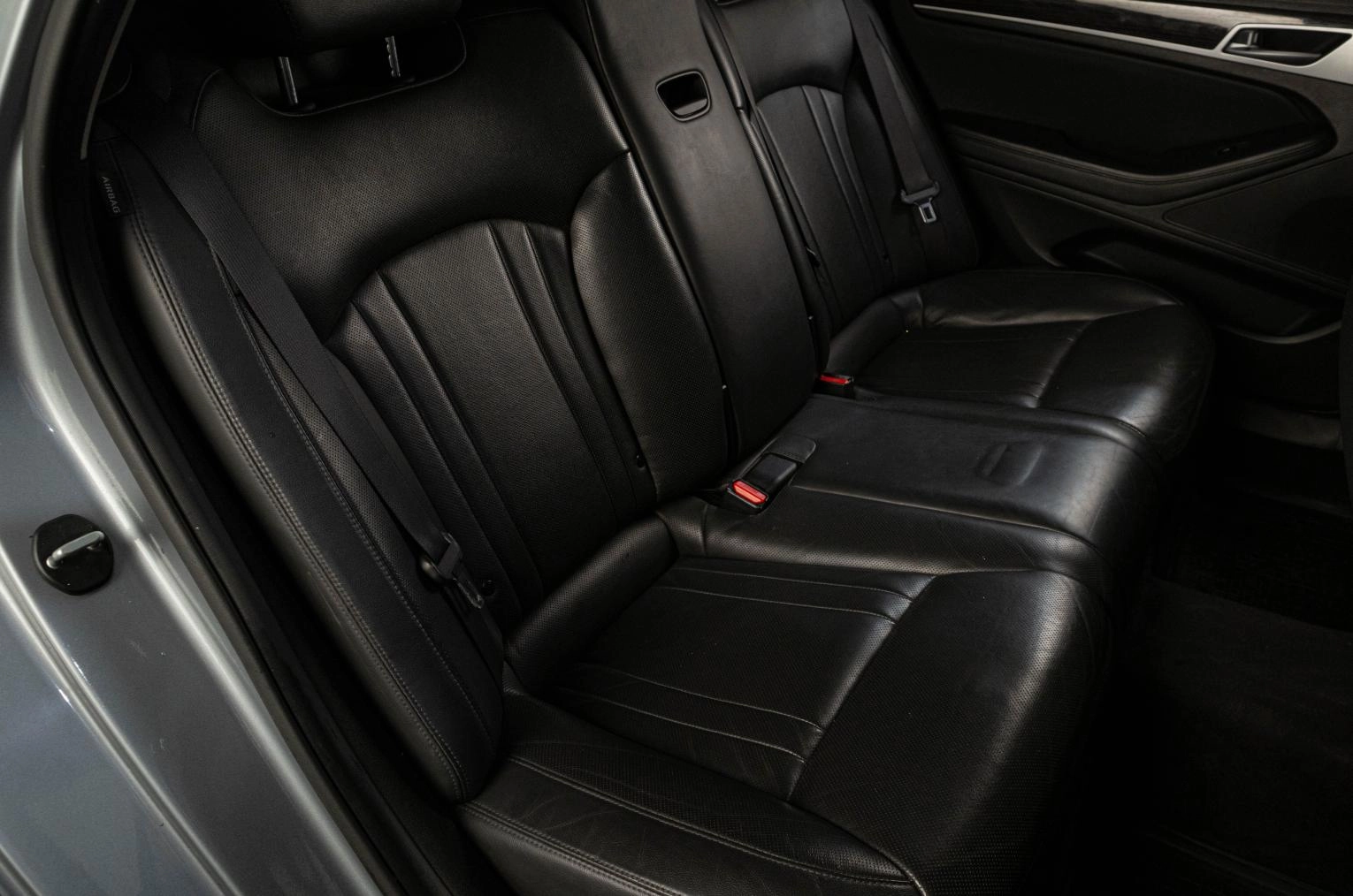 Hyundai Genesis 24 из 25