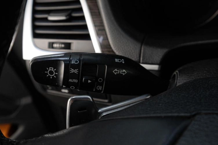 Hyundai Genesis 10 из 25