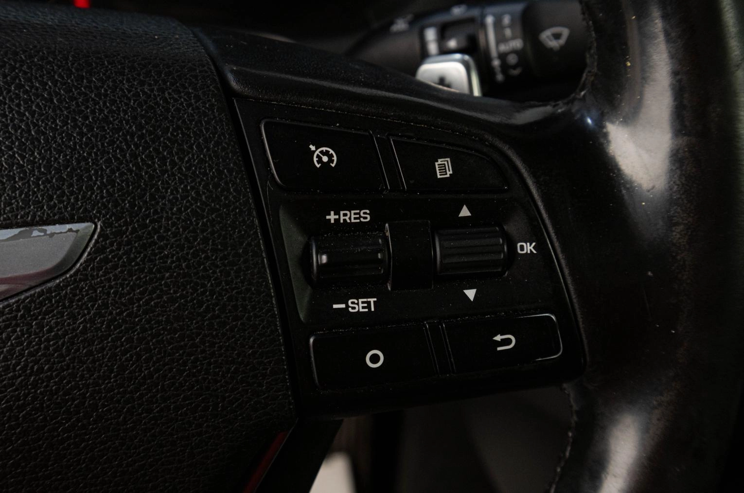 Hyundai Genesis 13 из 25