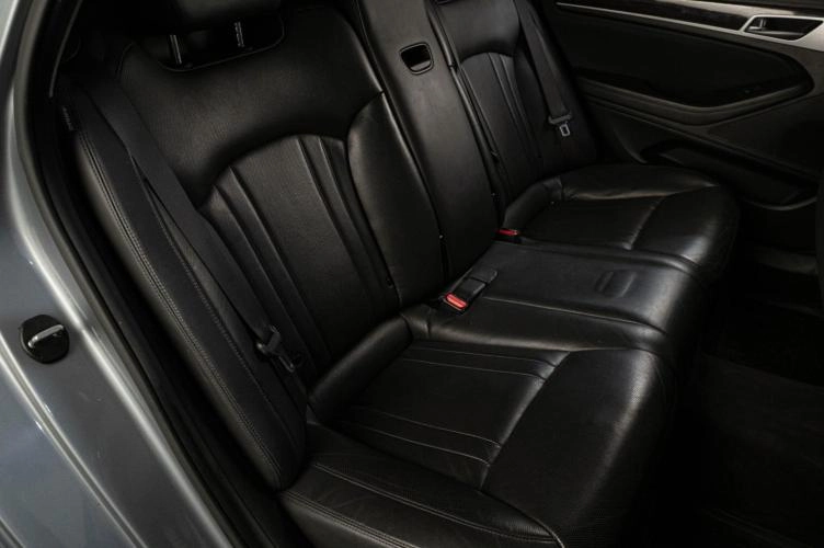 Hyundai Genesis 24 из 25