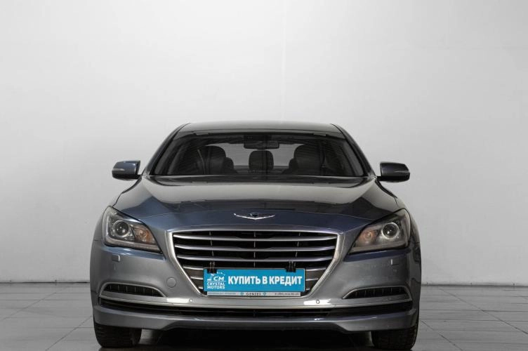 Hyundai Genesis 2 из 5