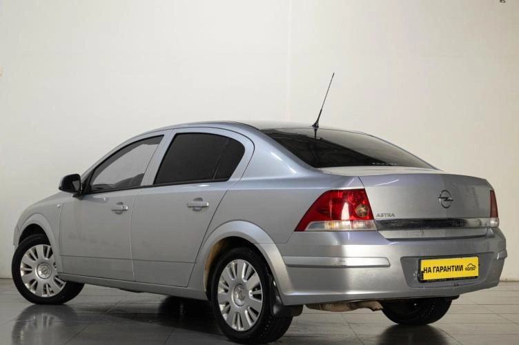 Opel Astra 4 из 6