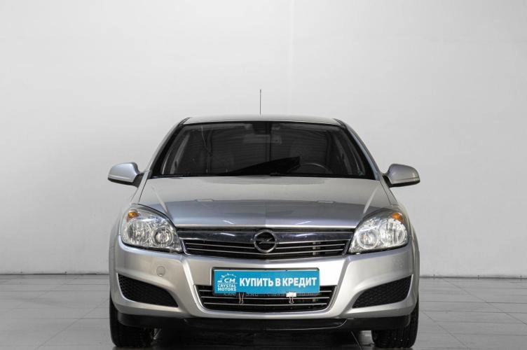 Opel Astra 2 из 6