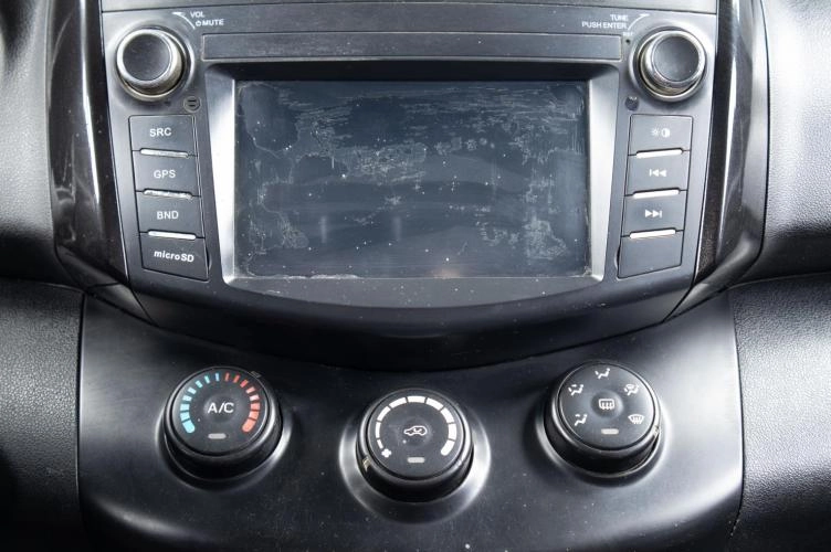 LIFAN X60 13 из 19