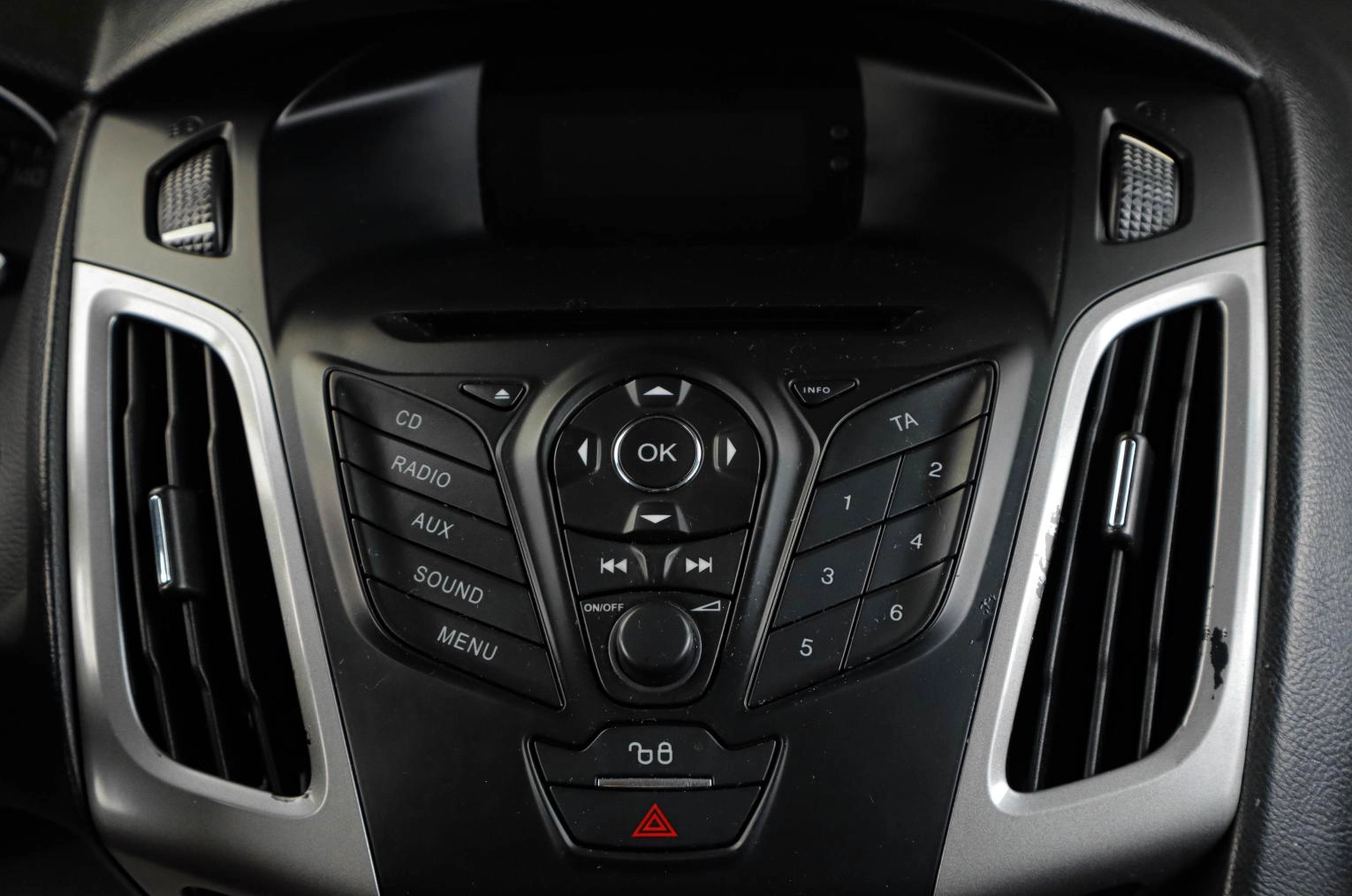 Ford Focus 17 из 19