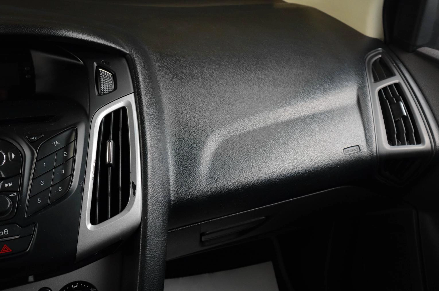 Ford Focus 13 из 19