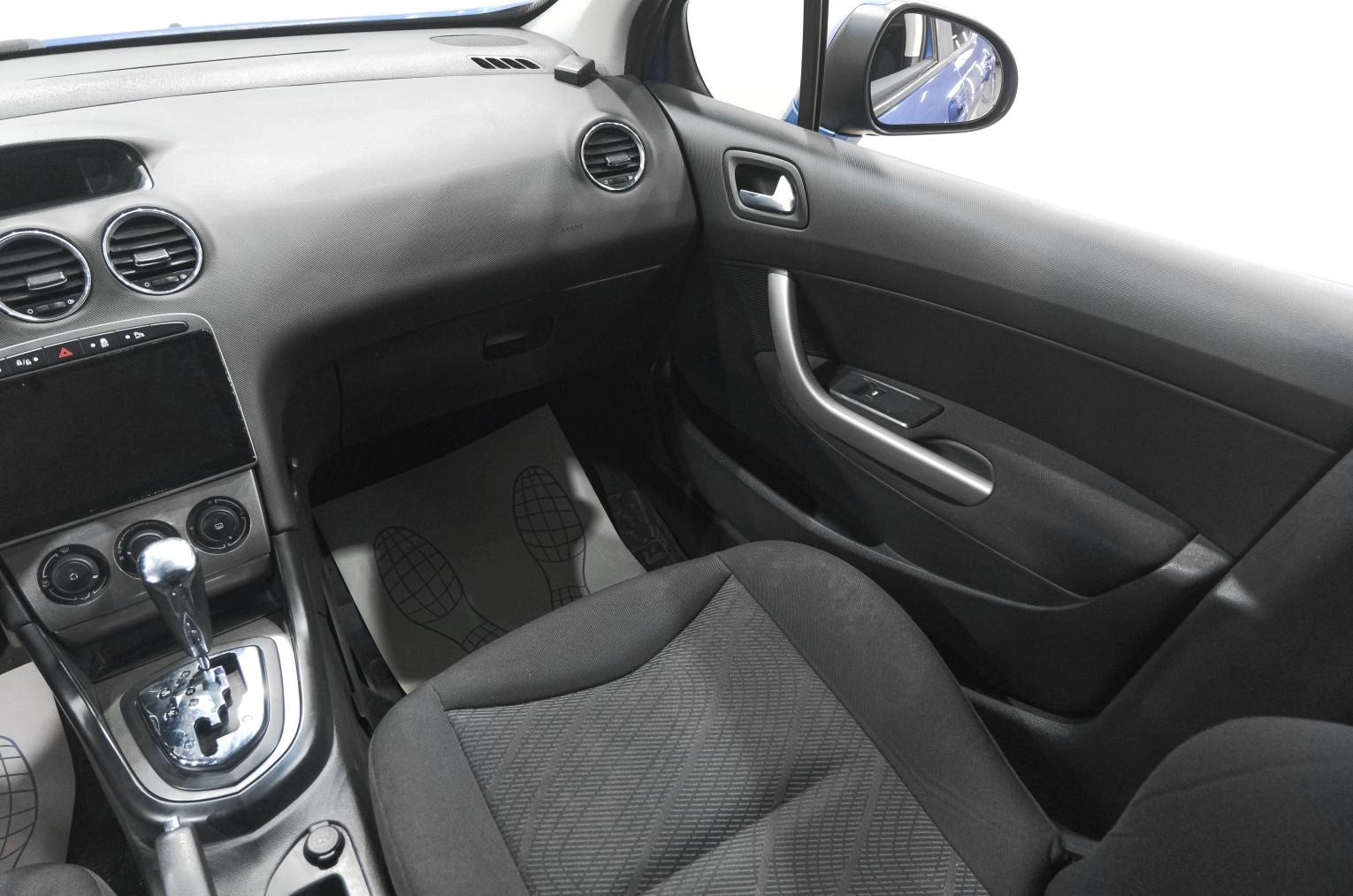 Peugeot 308 10 из 21