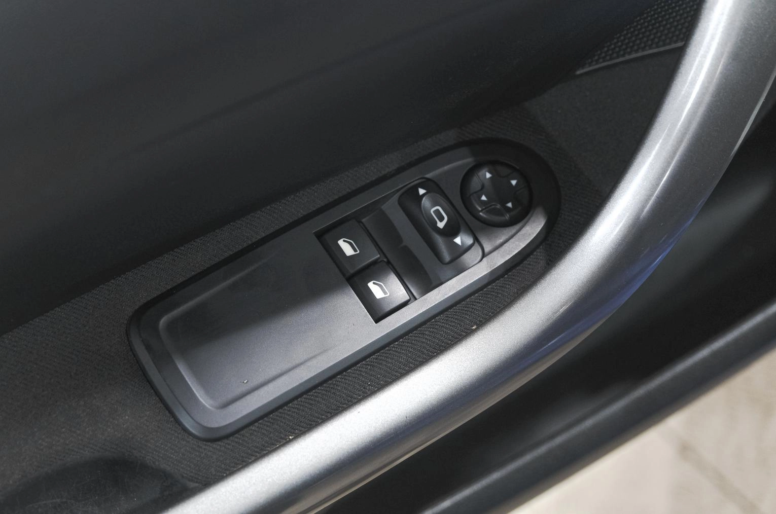 Peugeot 308 15 из 21