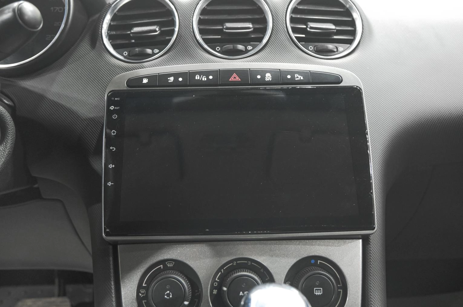 Peugeot 308 17 из 21