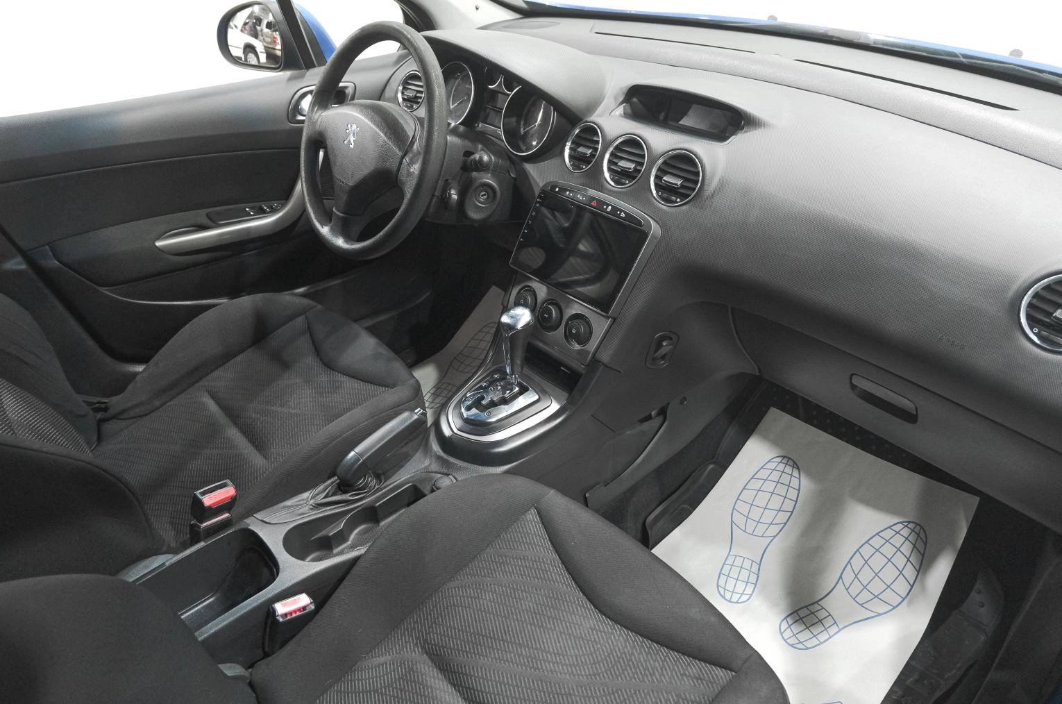 Peugeot 308 7 из 21