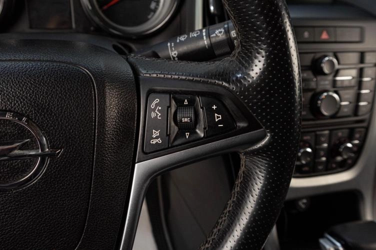 Opel Astra GTC 11 из 16