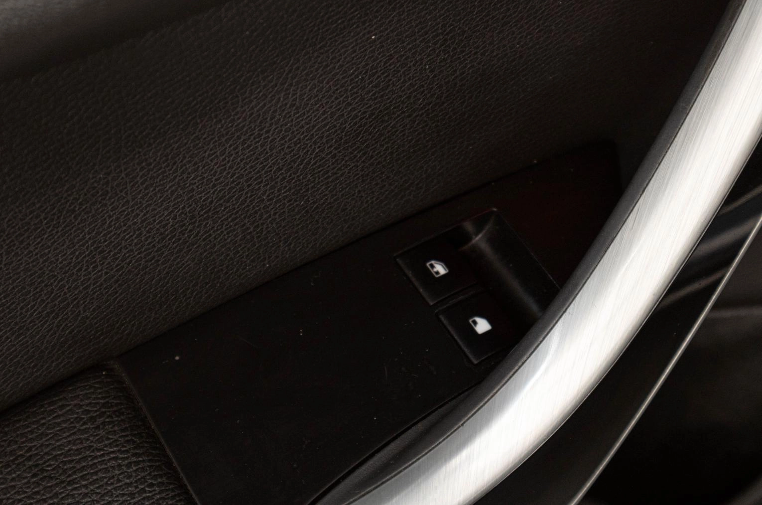 Opel Astra GTC 7 из 16