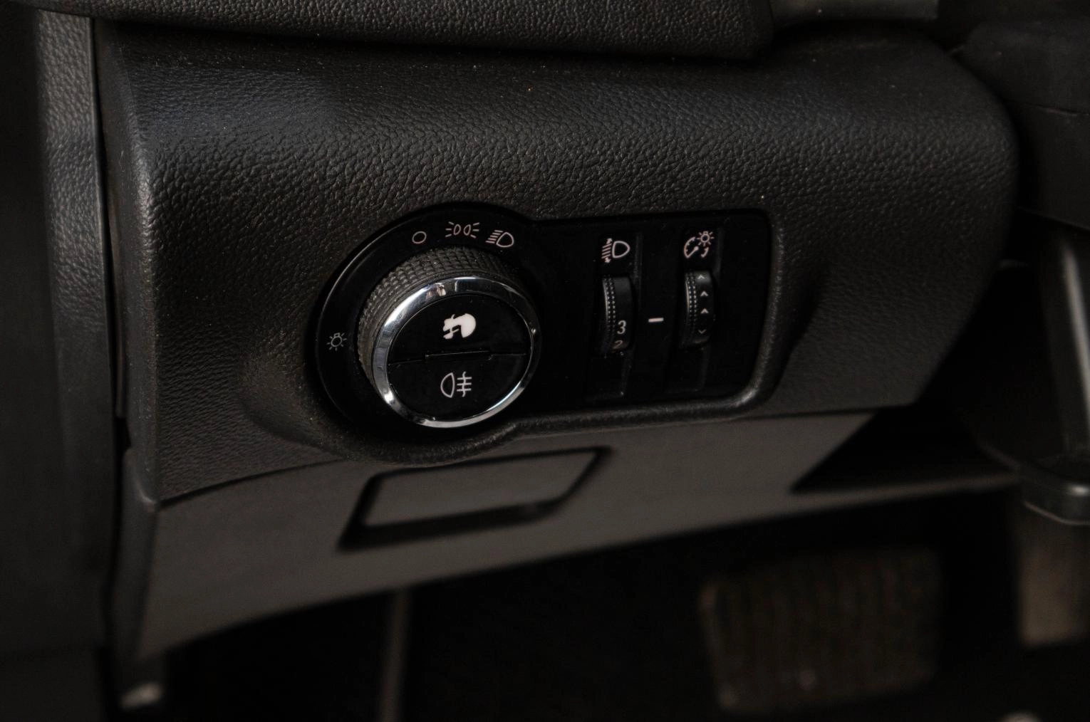 Opel Astra GTC 14 из 16