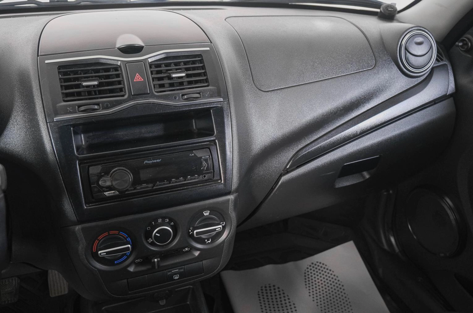 ВАЗ (LADA) Granta 14 из 21