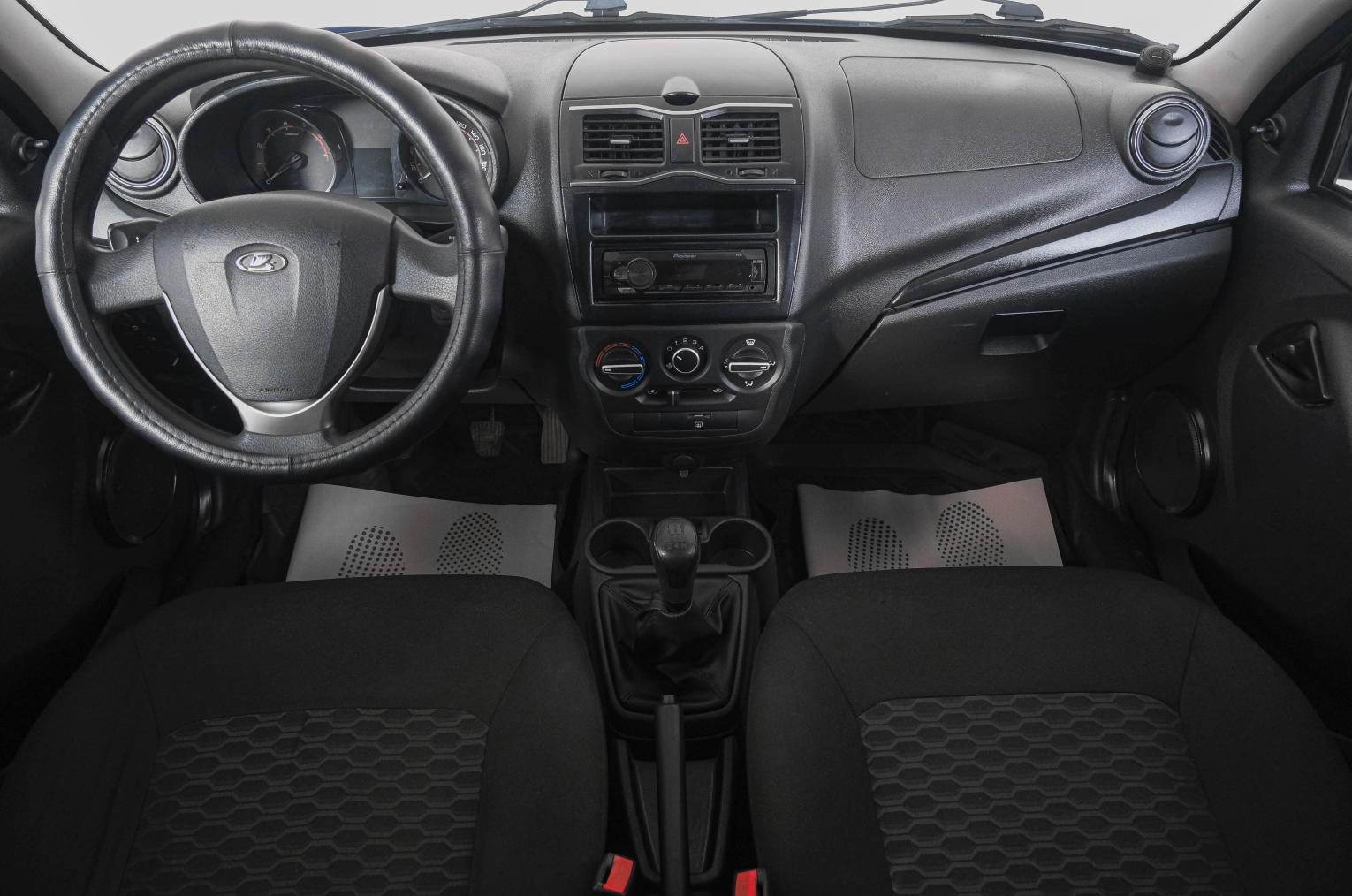 ВАЗ (LADA) Granta 13 из 21