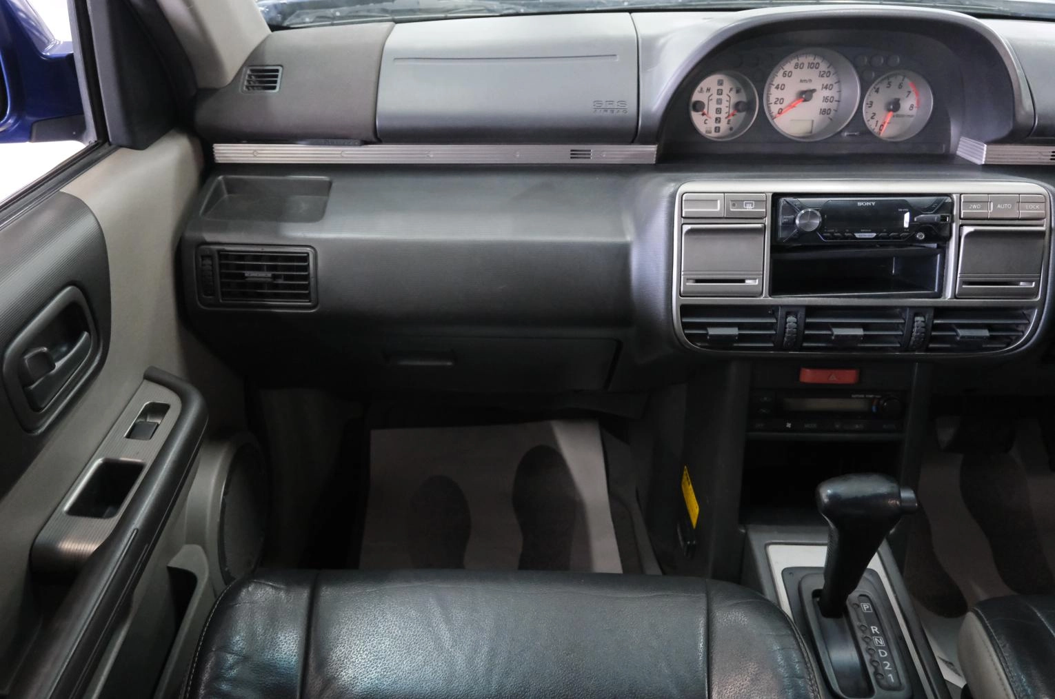 Nissan X-Trail 16 из 21