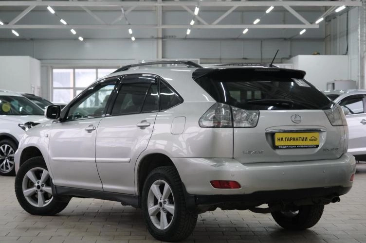 Lexus RX 4 из 5