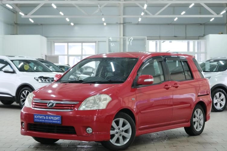 Toyota Raum 3 из 5