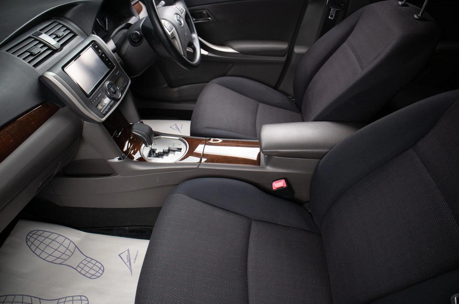 Toyota Allion 15 из 17