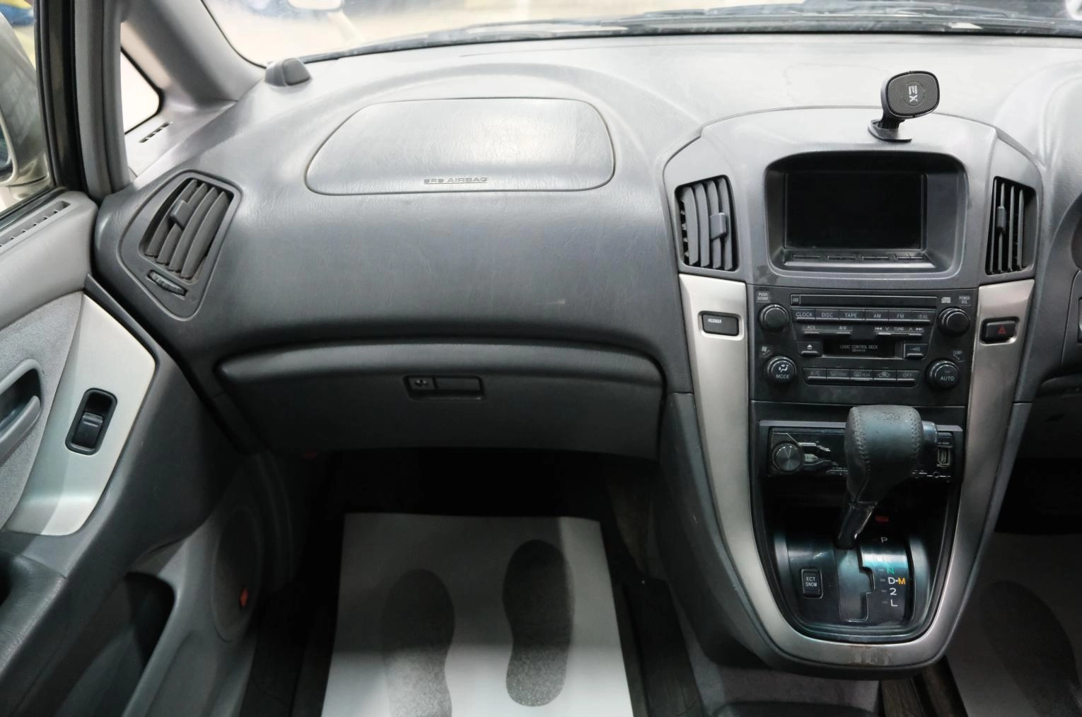 Toyota Harrier 18 из 23