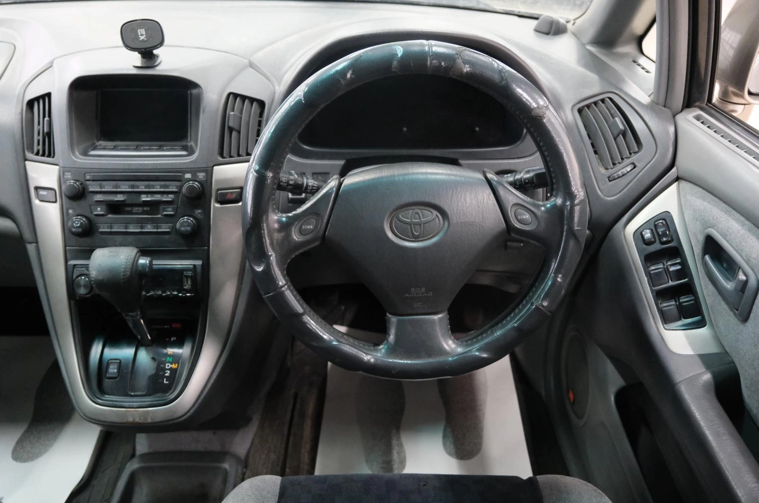 Toyota Harrier 10 из 23