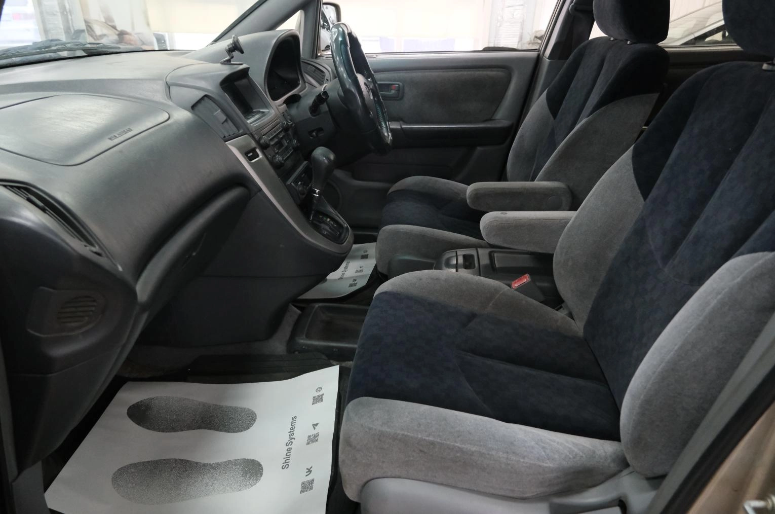 Toyota Harrier 20 из 23