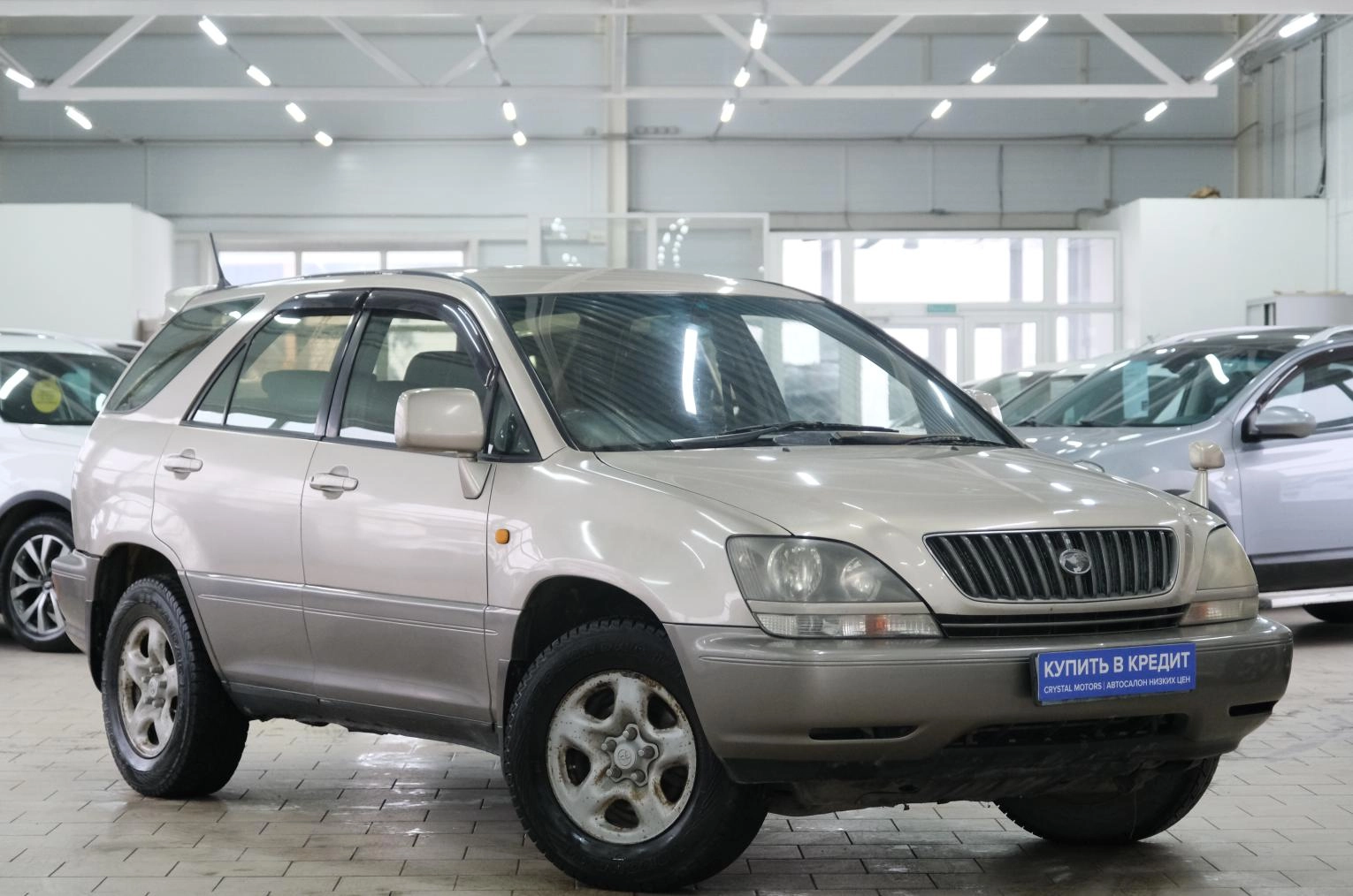 Toyota Harrier 1 из 23