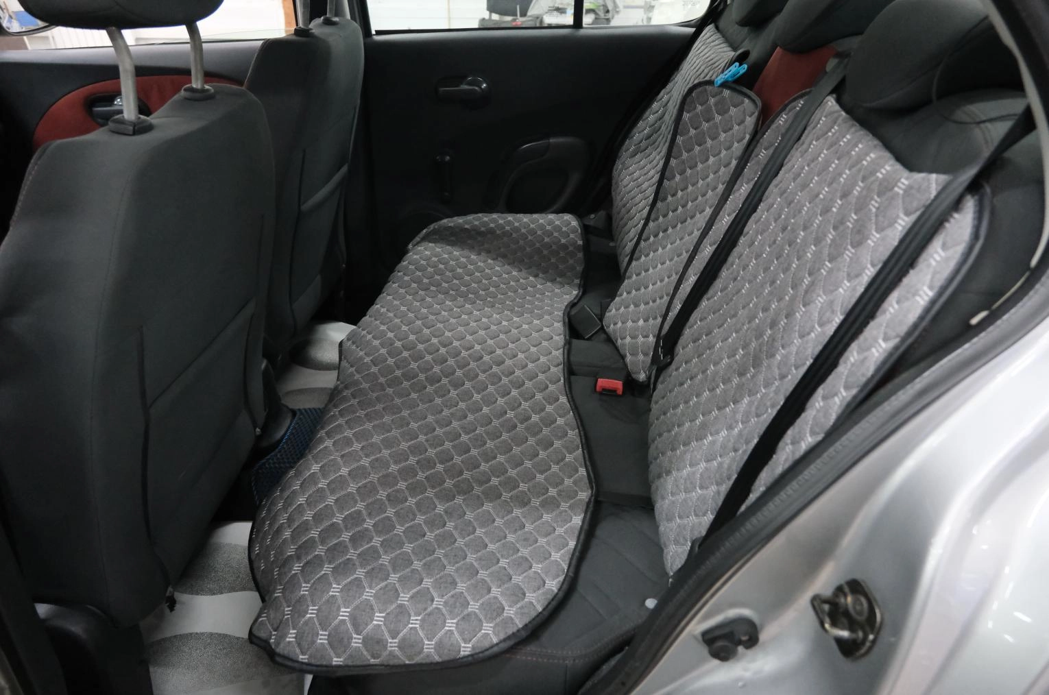 Nissan Micra 20 из 22