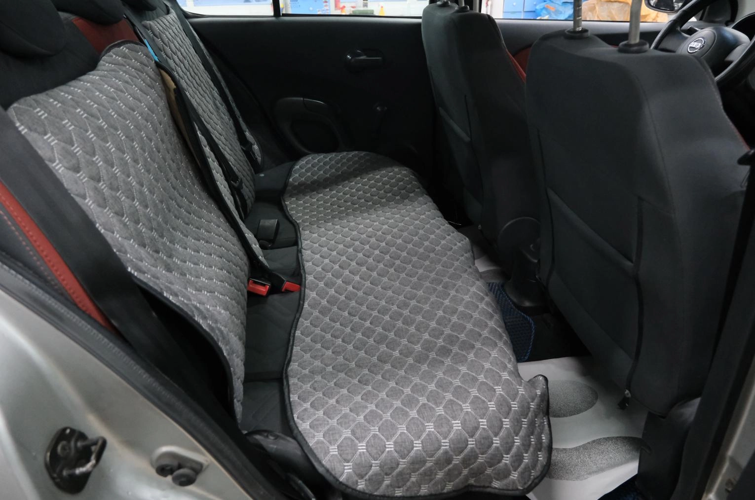 Nissan Micra 21 из 22