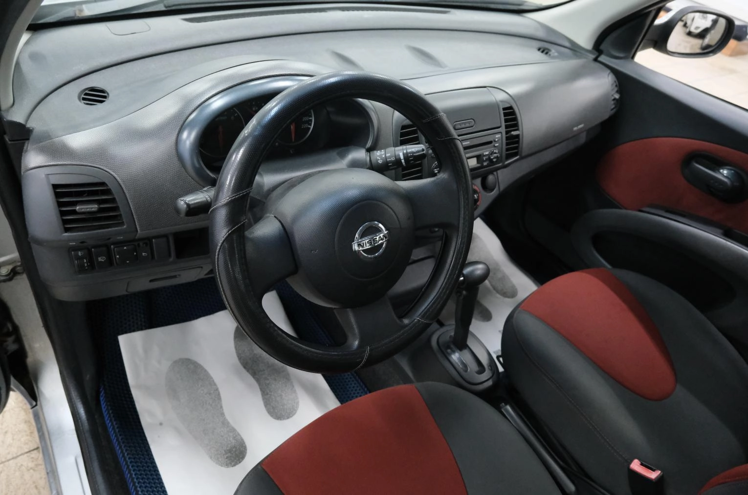 Nissan Micra 10 из 22