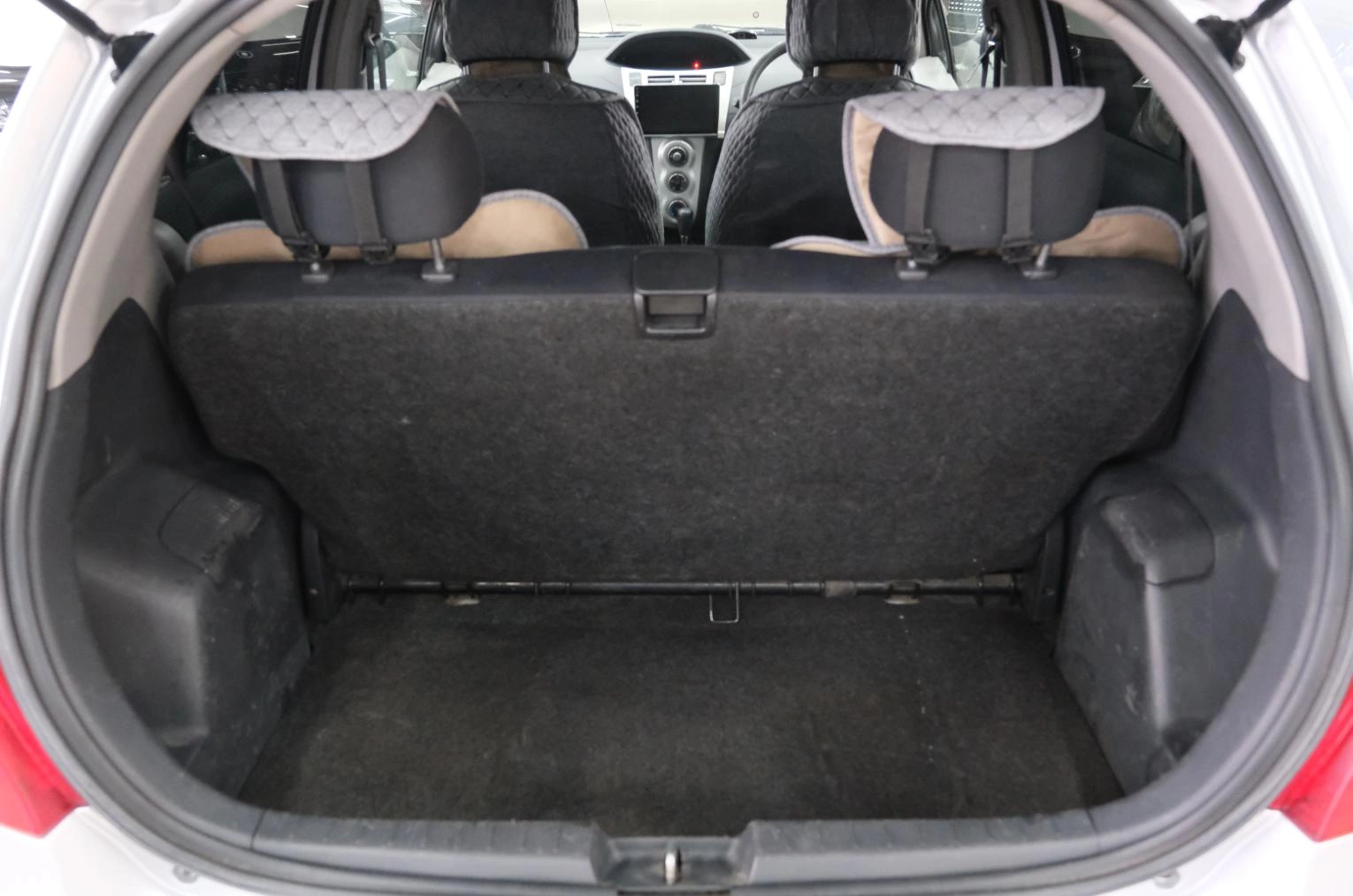 Toyota Vitz 20 из 20