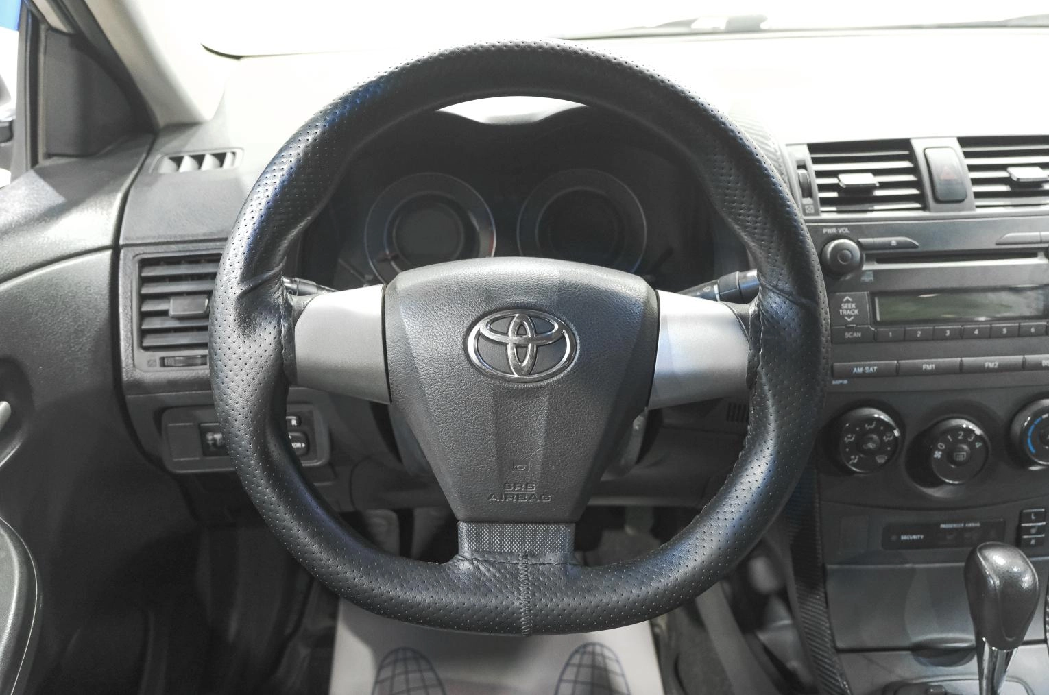 Toyota Corolla 12 из 21