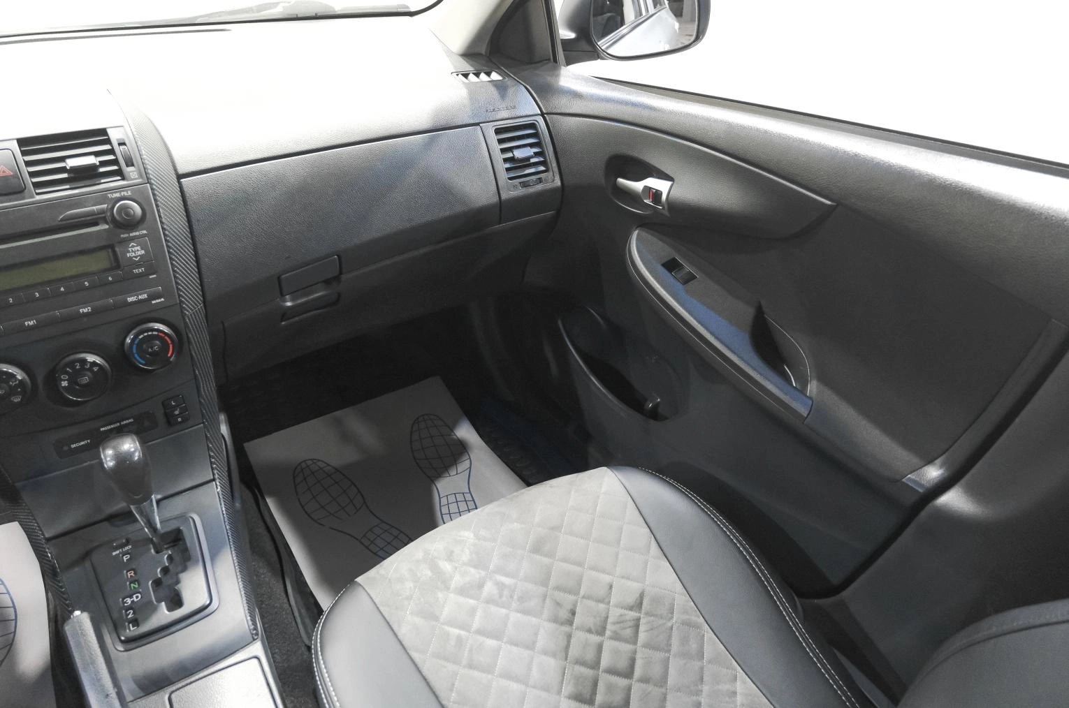 Toyota Corolla 10 из 21