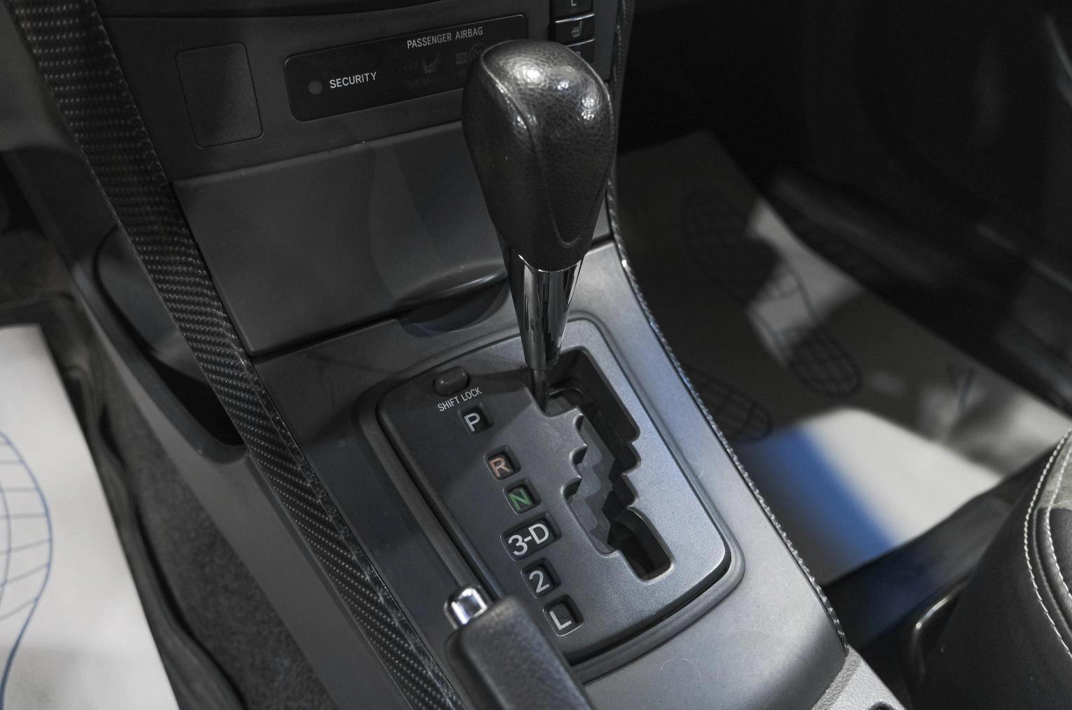 Toyota Corolla 16 из 21