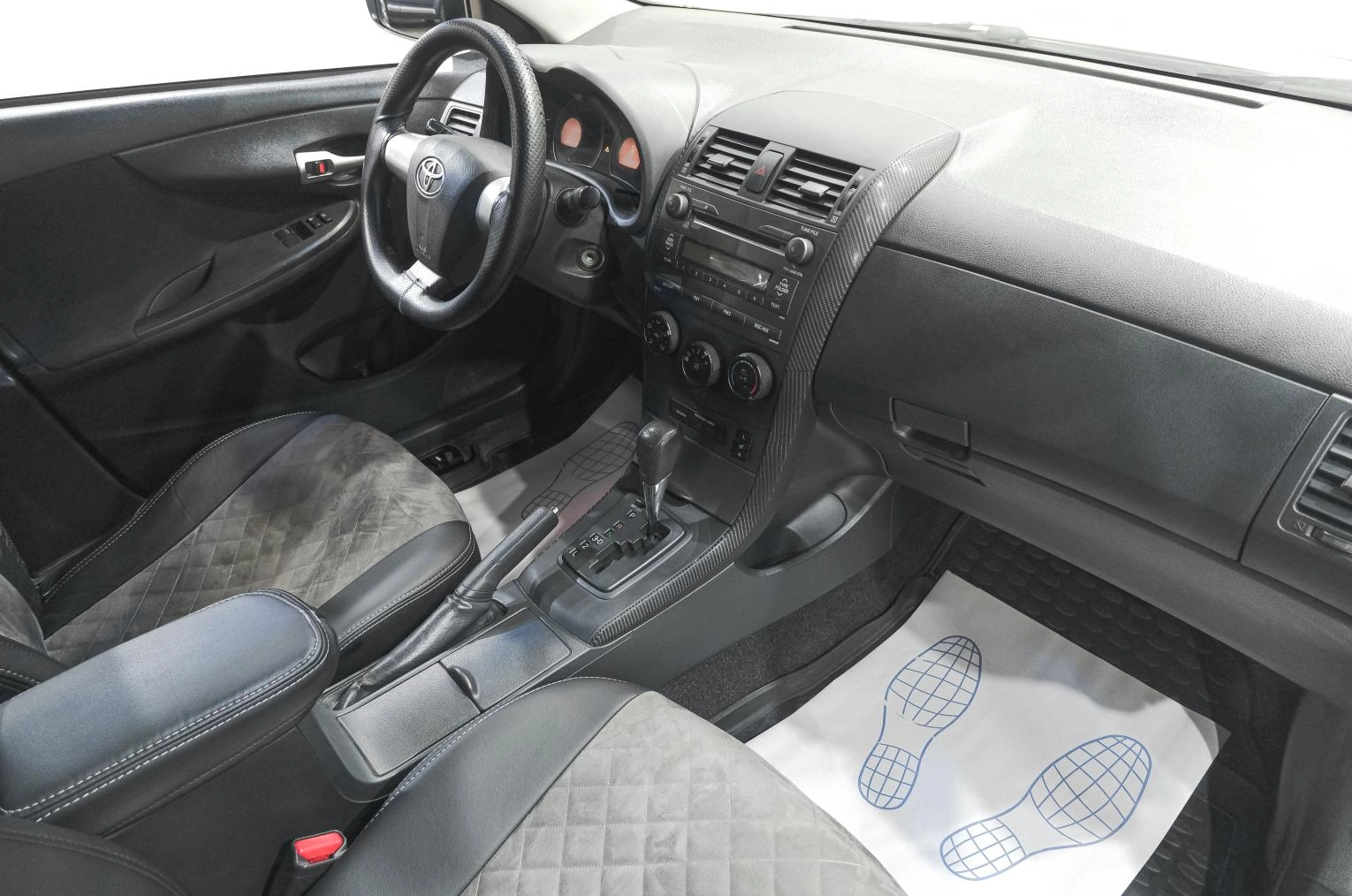 Toyota Corolla 8 из 21