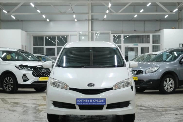 Toyota Wish 2 из 5