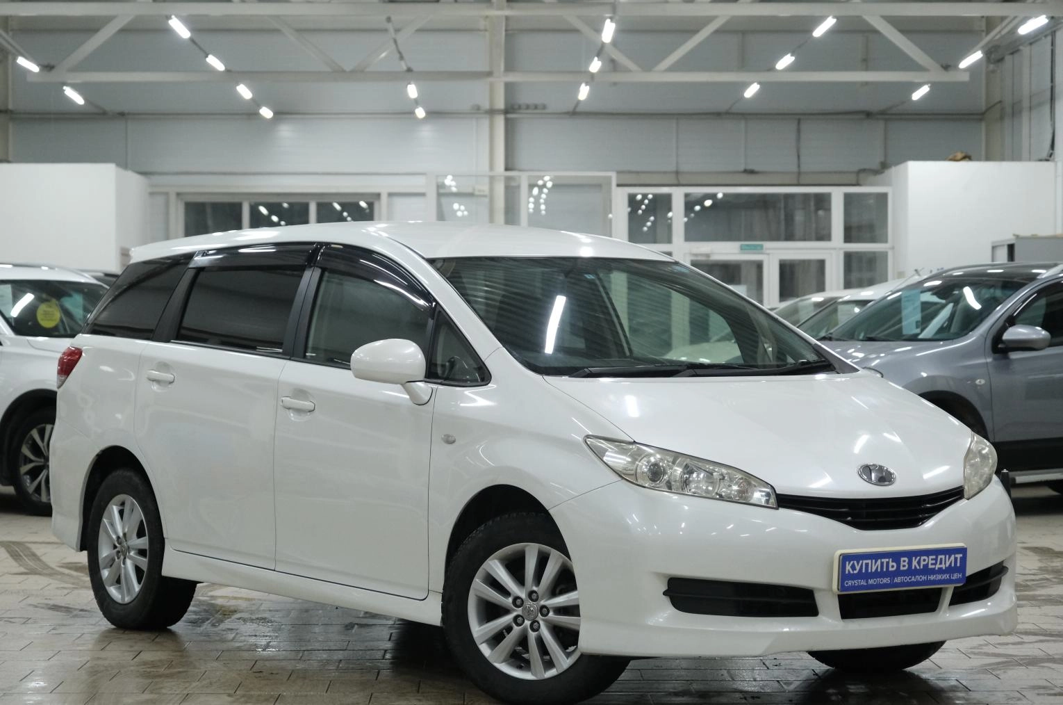 Toyota Wish 1 из 21