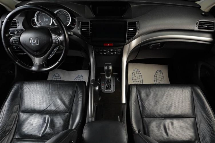 Honda Accord 12 из 21