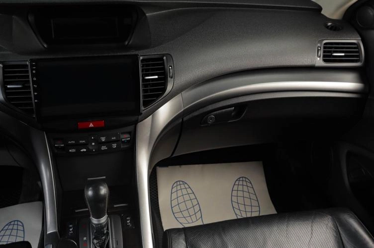 Honda Accord 13 из 21