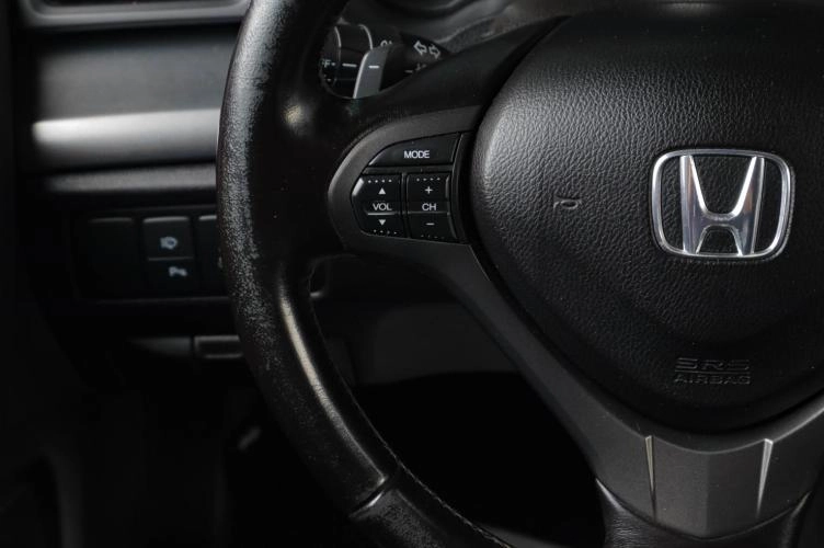 Honda Accord 15 из 21