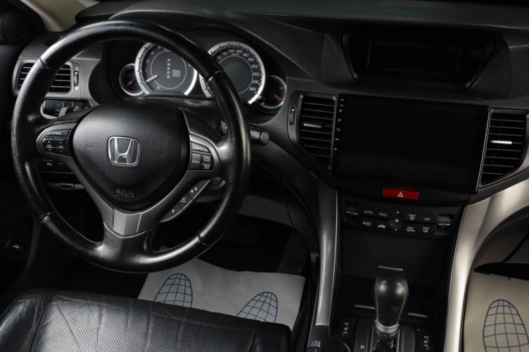 Honda Accord 11 из 21