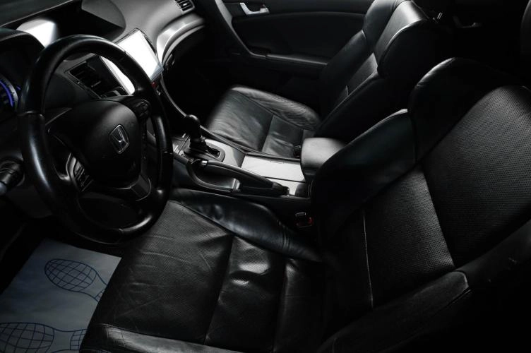 Honda Accord 7 из 21