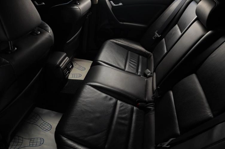 Honda Accord 8 из 21