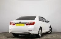 Toyota Camry 4 из 22