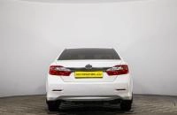Toyota Camry 5 из 22