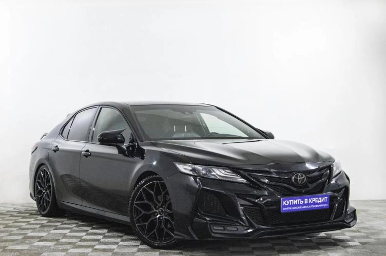 Toyota Camry 1 из 5