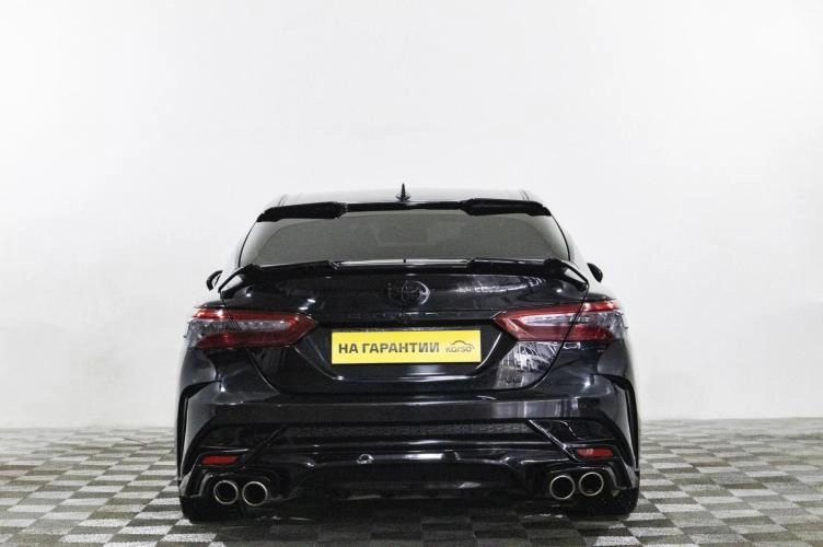 Toyota Camry 5 из 5